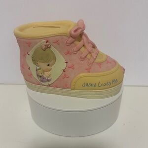 Precious Moments "Jesus Loves Me" pink baby shoe coin bank